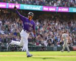 MLB德斯蒙德逆转炮 落矶气走教士