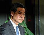 香港行李门案空姐胜诉 梁振英搞特权被掌掴