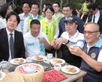 赖揆视察大湖乡农村再生成果