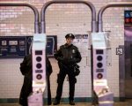 减轻警力负荷 纽约市不再抓地铁逃票