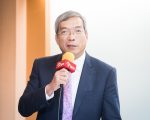 美图秀秀股价大跌 分析：独角兽变吃角子老虎