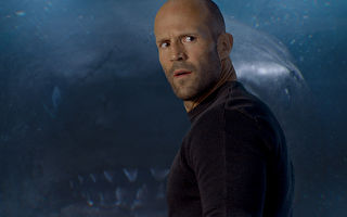 娛樂筆記：男主角搶眼 《巨齒鯊》呈現精采人獸大戰