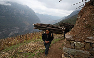 中国70万个村庄负债万亿 陆媒曝巨债如何形成