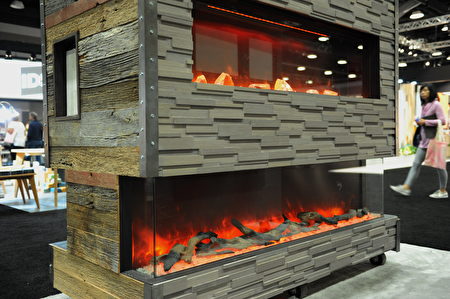 在溫哥華室內設計展IDS上，由Sierra Flame公司設計的冷火苗壁爐。 （童宇/大紀元）