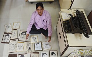 印男「一指神功」 以打字機畫出名人肖像