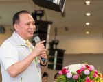 透过“农机Uber”平台整合人力和机械  降低成本