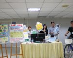 响应无痕饮食绿色新生活 自备餐具逛夜市