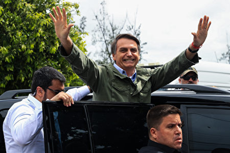 10月28日巴西举行总统大选，初步投票结果显示，巴西右翼总统候选人波索纳洛（Jair Bolsonaro）赢得大选。