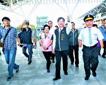免绕路省一半  台中车站大平台抢先启用