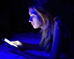 電子產品的藍光為何加速失明？研究發現原因