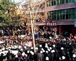 湖北数千商户与城管激战 打跑拆迁队