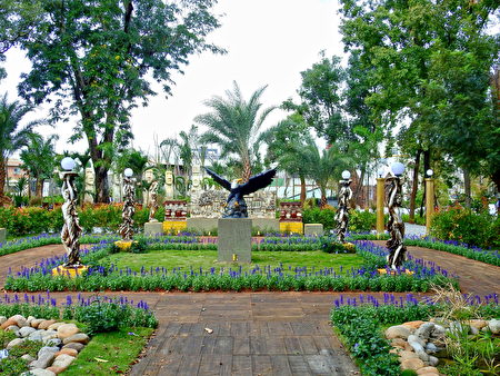 国际庭园展示的中亚花园- 哈萨克庭园设计。