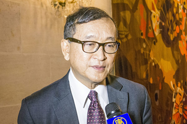 前柬埔寨经济及财政部部长、反对党党魁Sam Rainsy先生接受采访（关宇宁/大纪元）