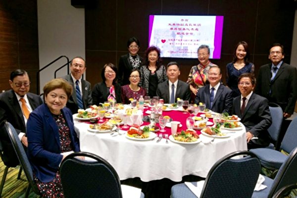 橙僑歡送王秉慎 晚宴話別不捨情