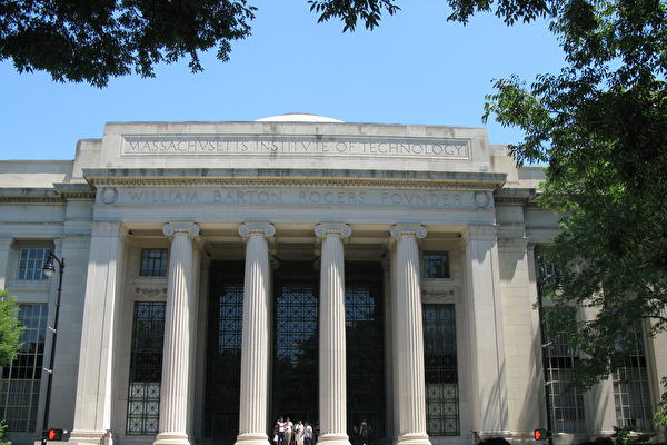 MIT恢复入学SAT和ACT考试要求