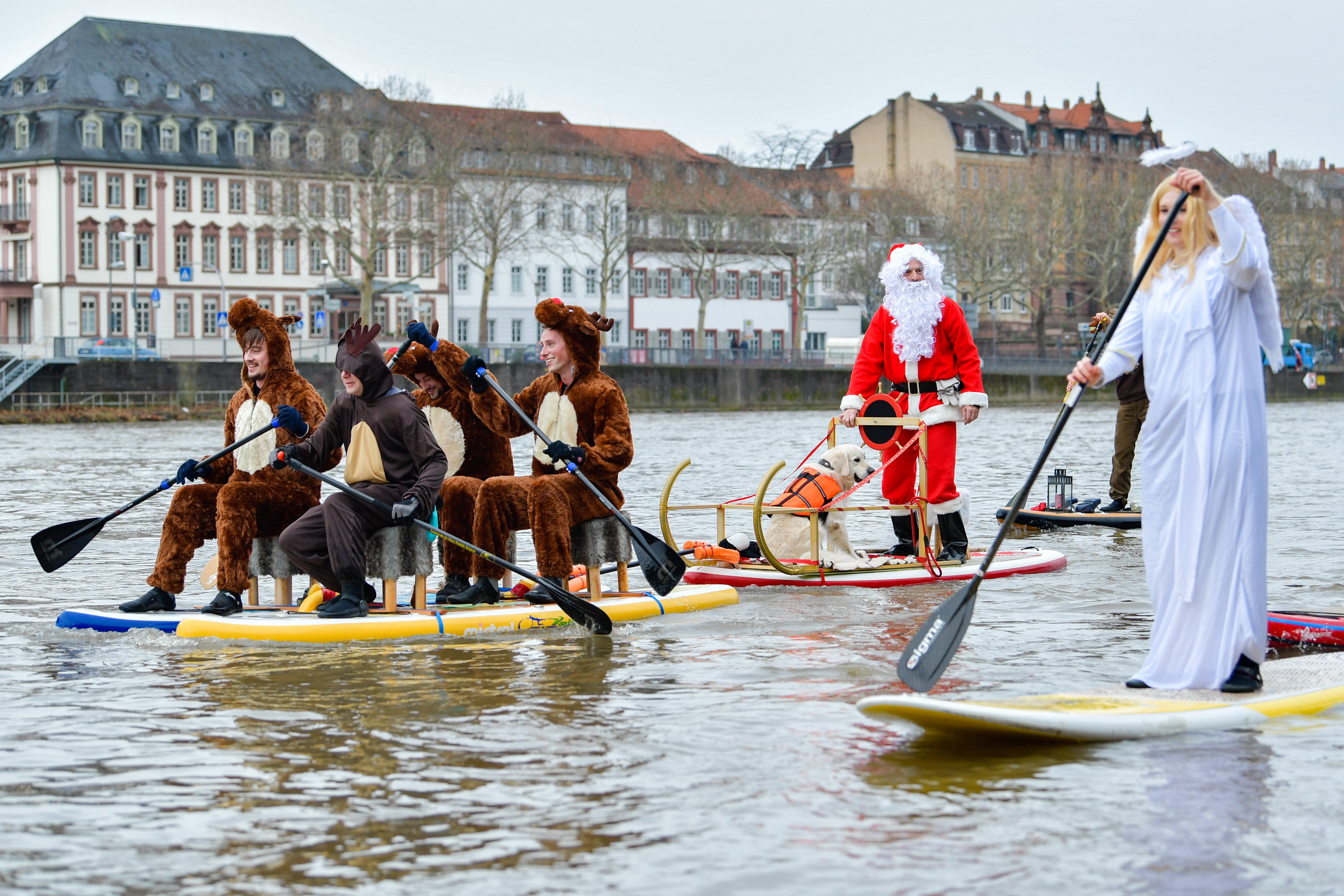 聖誕老人在德國。（UWE ANSPACH/AFP/Getty Images）
