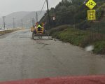 大雨致海岸公路淹泥石 将持续至周五　