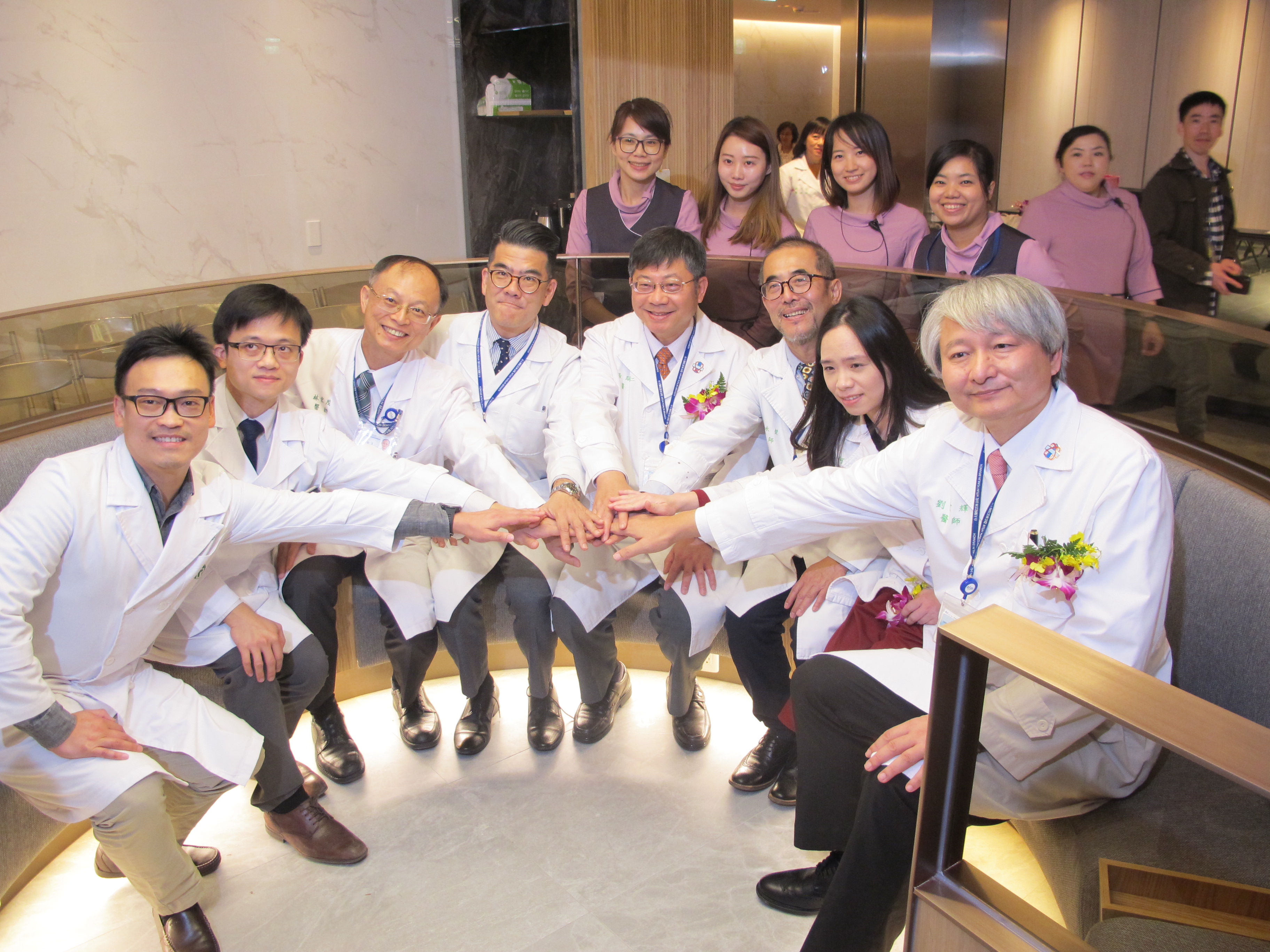 幫你找回自信與美麗台大新醫美中心揭牌 臺大醫院雲林分院 揭牌儀式 大紀元
