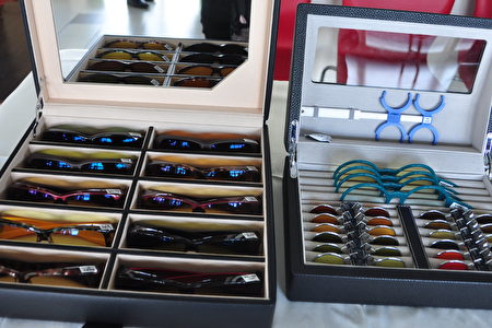 原紀鏡片公司展示的產品，許多人一試戴抗藍光眼鏡，立即覺得很舒服，都嘖嘖稱奇