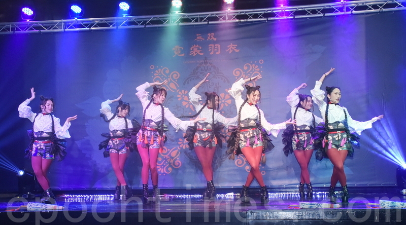 無双樂團24日舉行《霓裳羽衣》專輯發片記者會。(黃宗茂/大紀元)