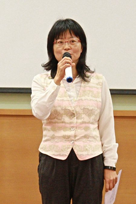 竹南高中輔導老師郭秀美感謝基金會的嚴謹審查，且長期幫助與提升弱勢學生的競爭力。