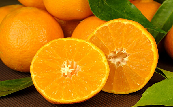 柳橙中的橙皮苷是強大的抗氧化劑，可以去除自由基，保護腸道。