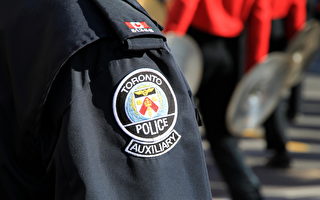 多伦多大部分警察住郊区 警民关系疏远
