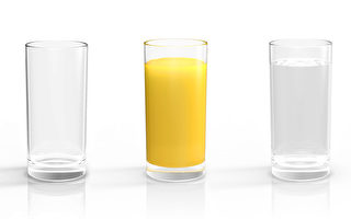 《加拿大飲食指南》新變化：橙汁或被水淘汰
