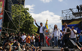 支持瓜伊多 委国首位将军吁军人反抗马杜罗