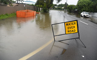 暴雨襲擊公路 昆州宣布湯斯維爾為洪災區