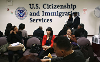 美移民局完成草案 将废H-1B配偶工作规定