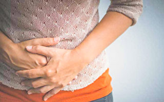 頻繁腹脹腹痛 不可忽視的六大胃癌症狀