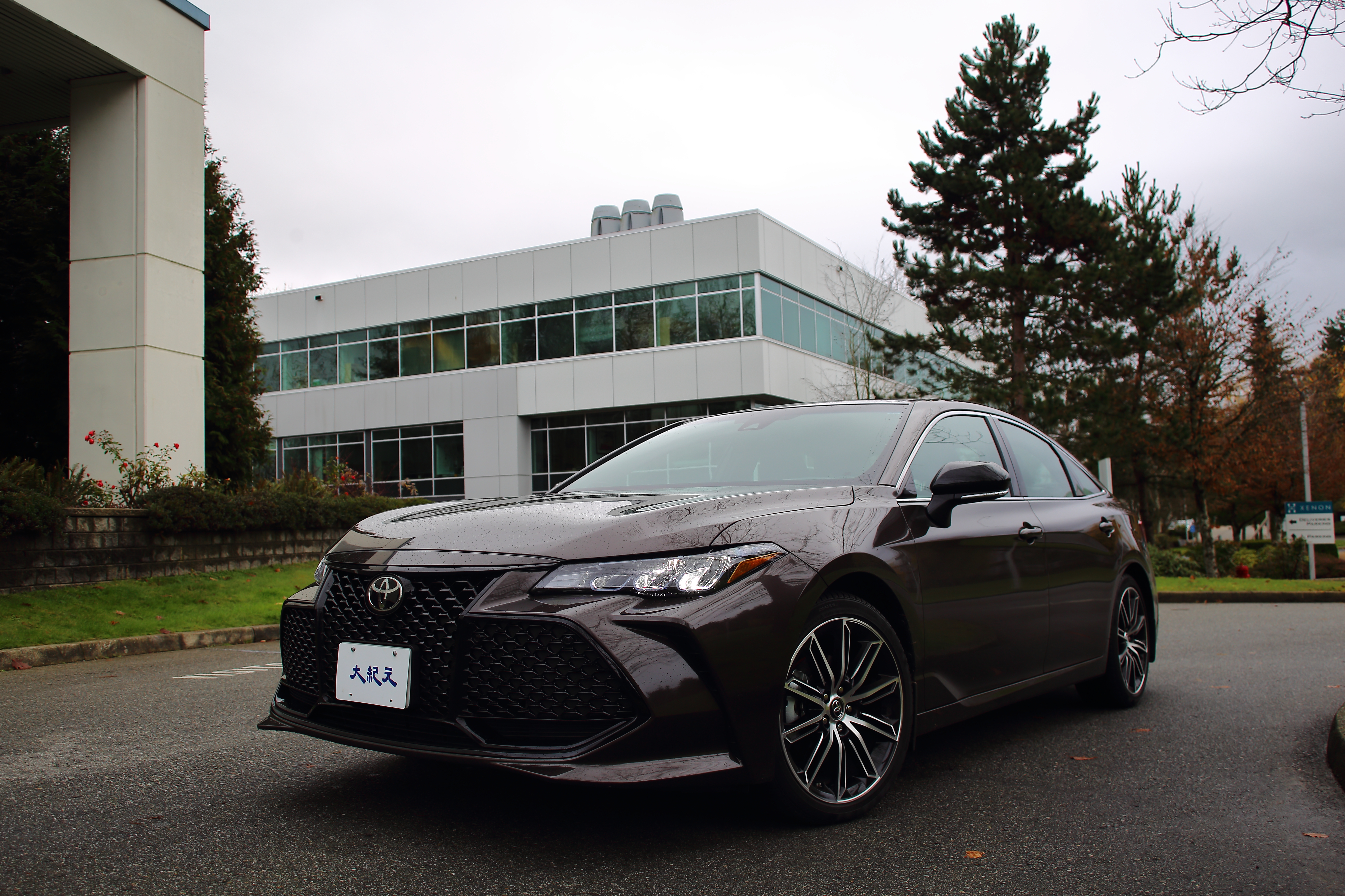 名單上唯一的轎車是豐田阿瓦隆(Avalon)。(李奧/大紀元)