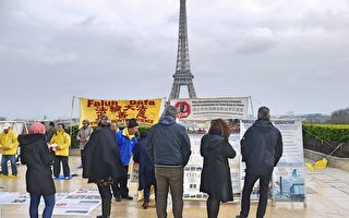 反對中共活摘器官 巴黎人權廣場遊人的心聲