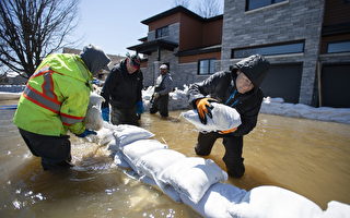 洪峰预计周二才到 加拿大安魁两省已重灾