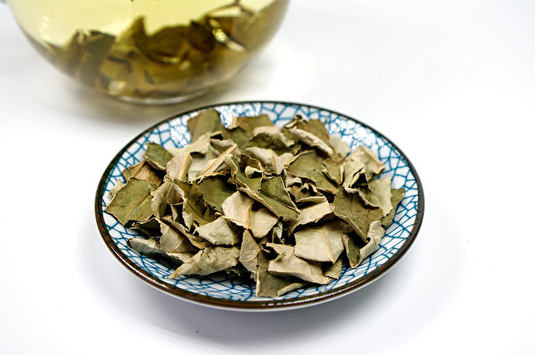 荷叶茶有降血脂的作用。(Shutterstock)