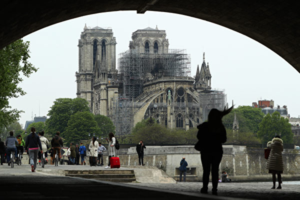 巴黎聖母院重建 不到24小時捐款逾7億歐元