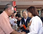 黃敏惠慰問永安街火災受災戶