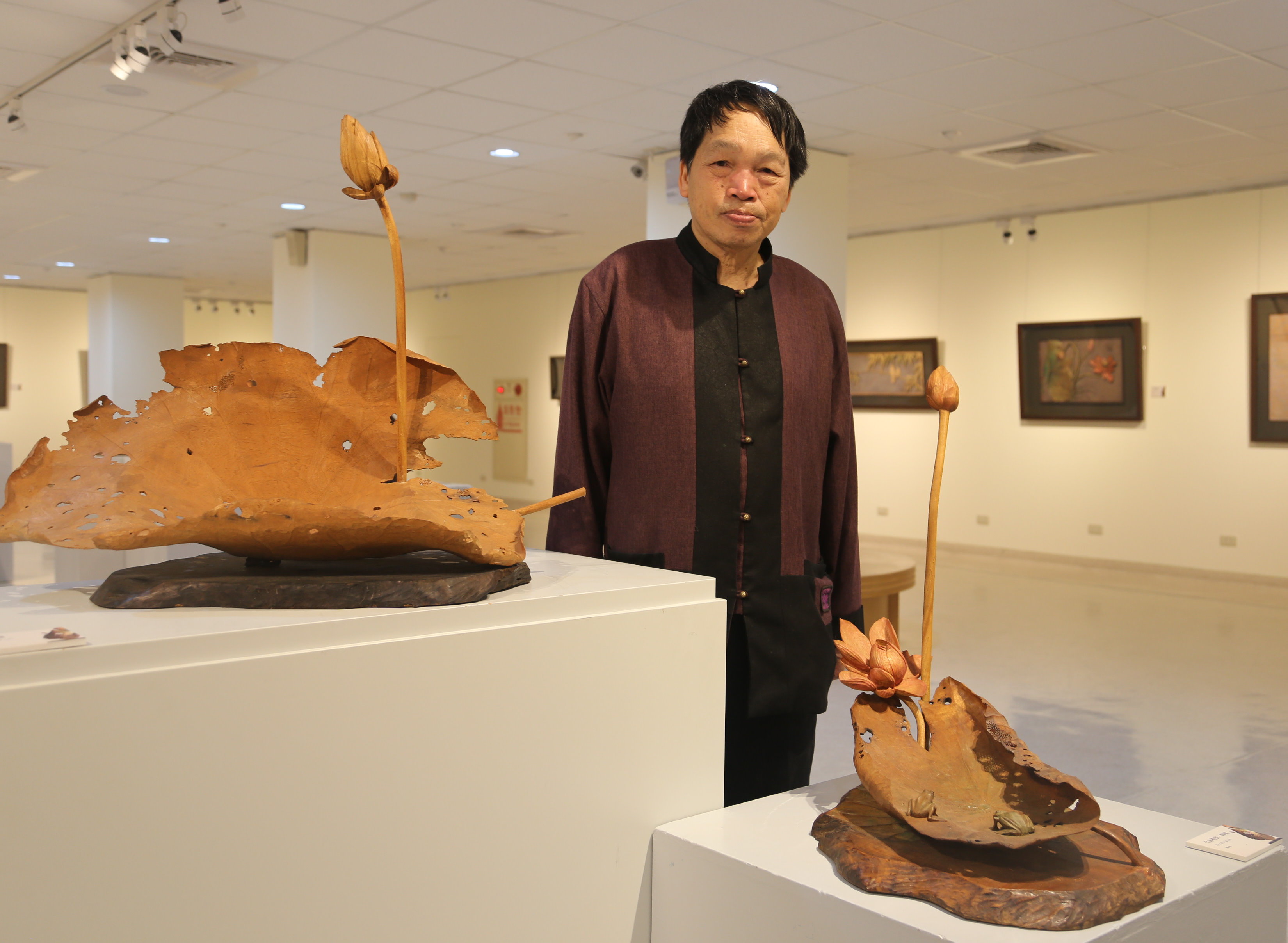 【琴》中国美術 本象牙彫刻芯彫桃寿老人 唐木材象嵌細工台付 重量553g JB900C 17 个象牙雕点子| 雕塑, 雕刻, 中國