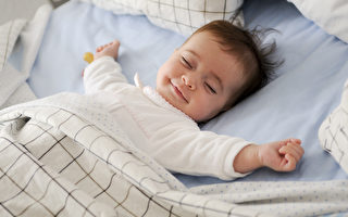 明明晚上睡覺時間到了 為什麼嬰幼兒總不睡？