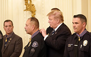 南加8警員獲總統頒勇氣勳章