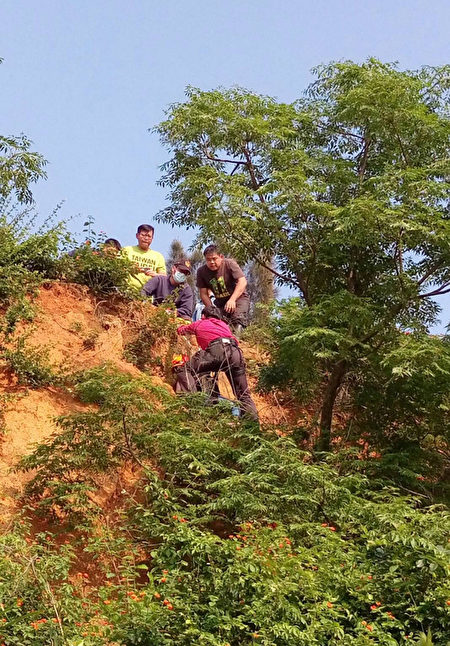 女童跌落貓公石斷崖　烈嶼消防成功救援