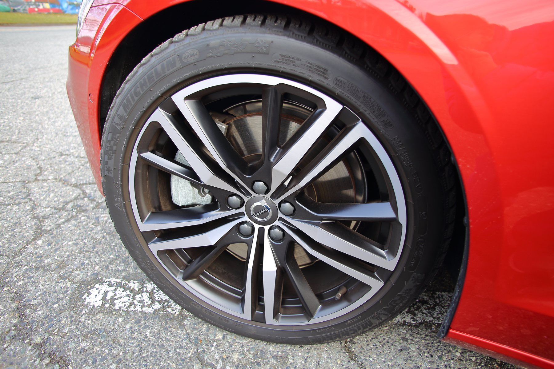 2019 Volvo S60 R-Design。〈李奧/大紀元〉