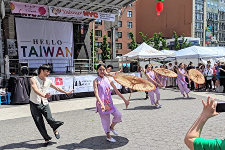 国立台湾艺术大学三年级学生带来的“大观舞集”表演。