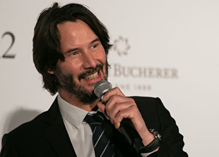 TOKYO, JAPAN - JUNE 13: Keanu Reeves attends the Japan premiere of 'John Wick: Chapter 2' at Roppongi Hills on June 13, 2017 in Tokyo, Japan. (Photo by Christopher Jue/Getty Images)