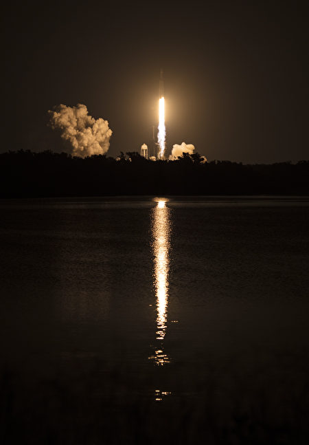 福尔摩沙卫星七号25日由SpaceX猎鹰（Falcon Heavy）重型火箭搭载升空。