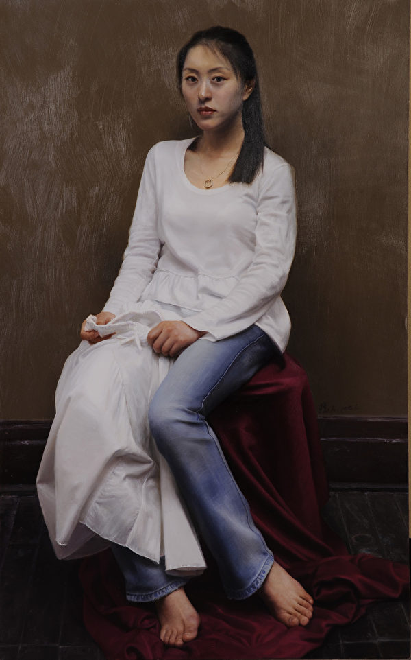 亦真，《新装》，2008年首届“全世界华人人物写实油画大赛”银奖作品。（新唐人电视台提供）