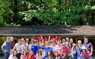 圖：台大溫哥華校友會6月30號在Stanley Park公園舉辦一年一度的野餐活動。（台大溫哥華校友會提供）