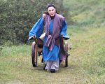 16年後回歸 楊麗花為「寒冬跪墳」戲病一週