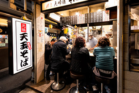 個人小店的生意勝過連鎖店魅力何在 居酒屋 優勢 店面 大紀元 個人小店的生意勝過連鎖店魅力何在 居酒屋 優勢 店面 大紀元